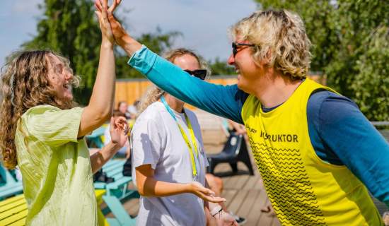 obozy windsurfingu i kitesurfingu dla dzieci i młodzieży